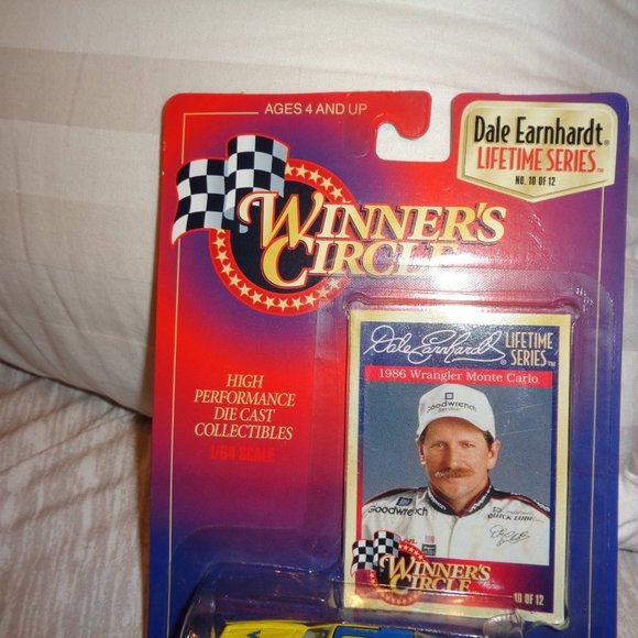 DALE Earnhardt Wrangler 1986 Monte Carlo - Picture 2 of 7